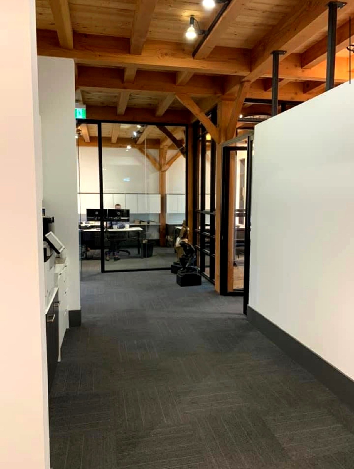 Cloisons en verre bureau rustique – Alucko inc.